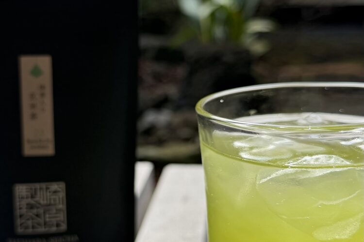 気温が少し上がると　冷えた抹茶入り玄米茶が美味しいです🍵